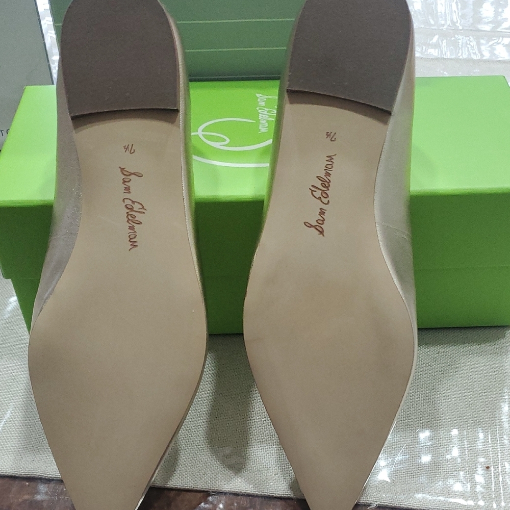 Sam Edelman Women's Metallic Flats - Picture 12 of 12